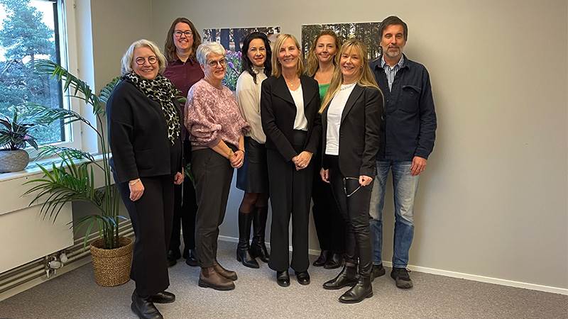 Social- och äldreförvaltningens ledningsgrupp. Från vänster: Marie Ivarsson, Lina Wahrenby (ingår inte längre), Maria Porshage, Linda Fällgren, Lotta Wigen, Sofie Stener, Anna Sörman och Mikael Birgegård.